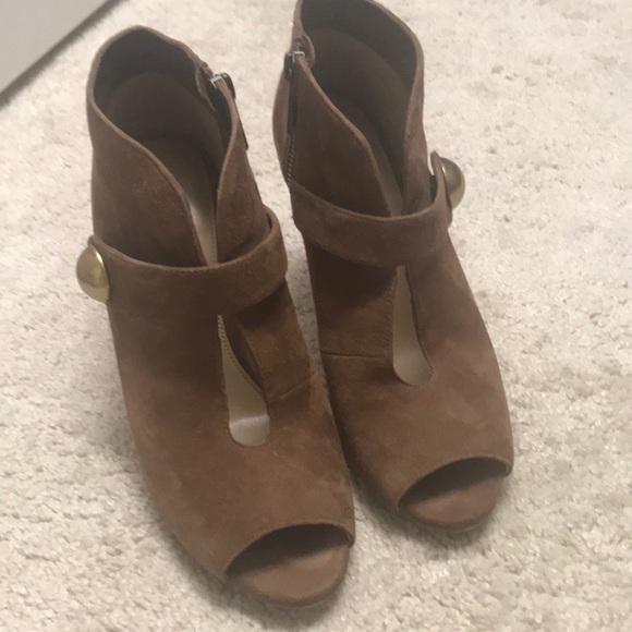 Michael Kors ankle booties used once - Picture 3 of 7